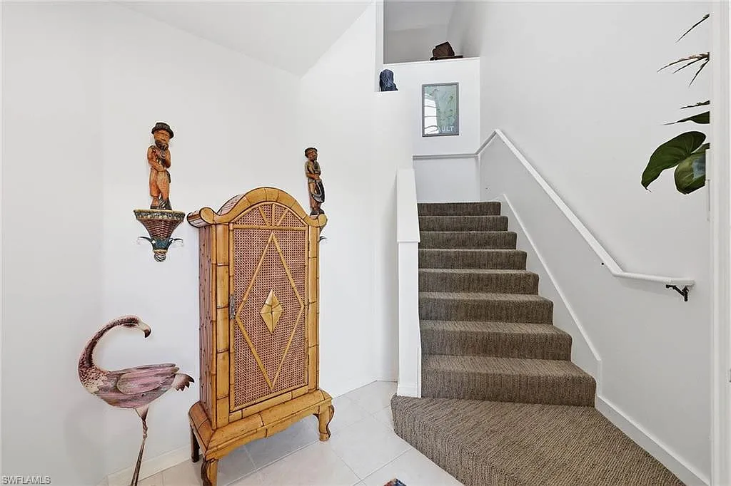 2 bed, 2.0 bath, 1703 sqft, $6,500 — Photo 3