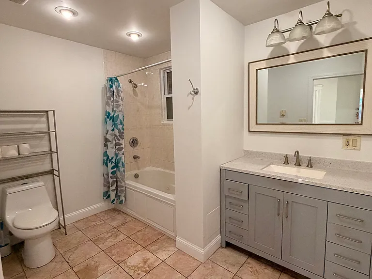 55 Union St #1 — Photo 7