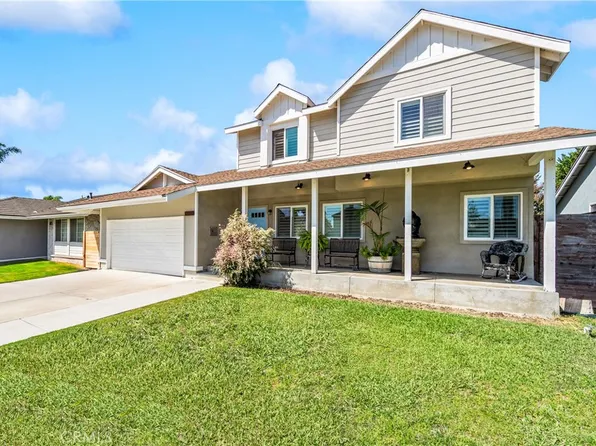 17327 Apel Ln, Huntington Beach, CA 92649