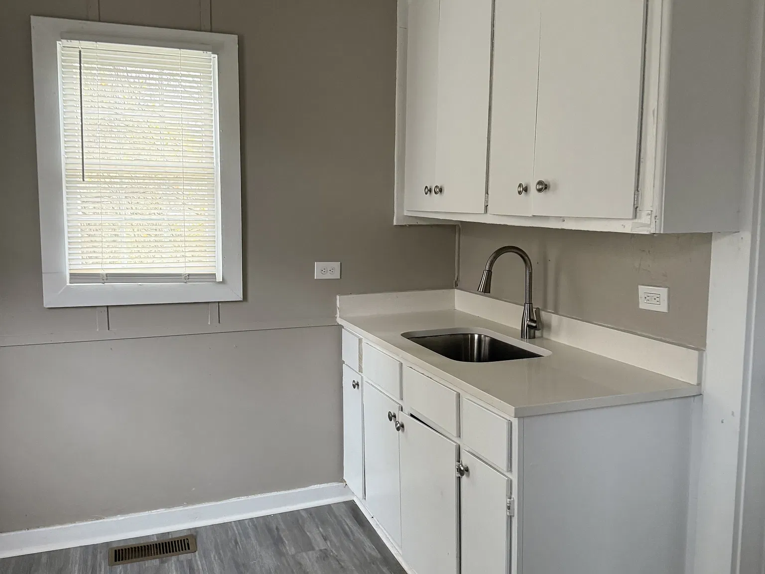 209 Boulevard Street - 1 — Photo 3