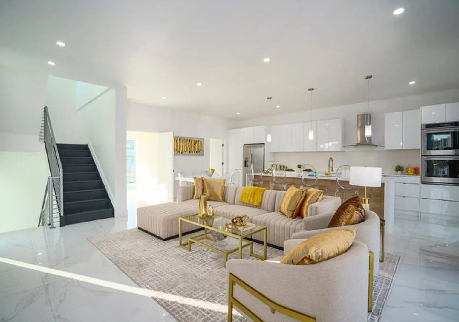 1002 N Riverside Drive, Pompano Beach, FL 33062 — Photo 3