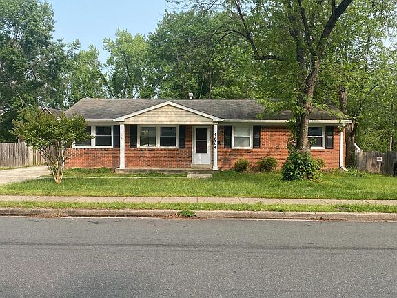2nd image of 4604 Kenwood Dr