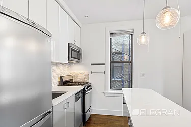 Rented by (Legacy) Elegran