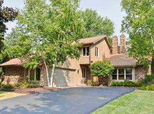 421 Farmgate Ct, Gurnee, IL 60031