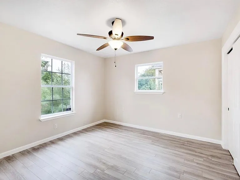 340 Southwind Rd — Photo 17