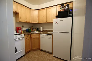 Rented by City Connections Realty