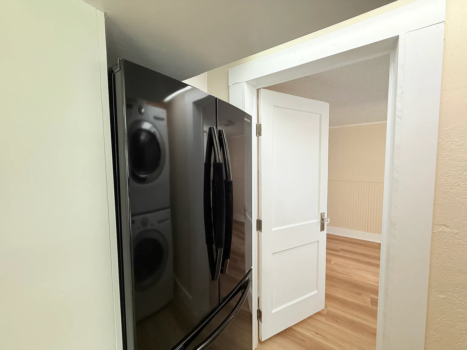 3 bed, 1768 sqft, $2,400 — Photo 3
