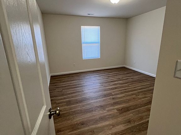 4th image of 360 Rick Rd #0