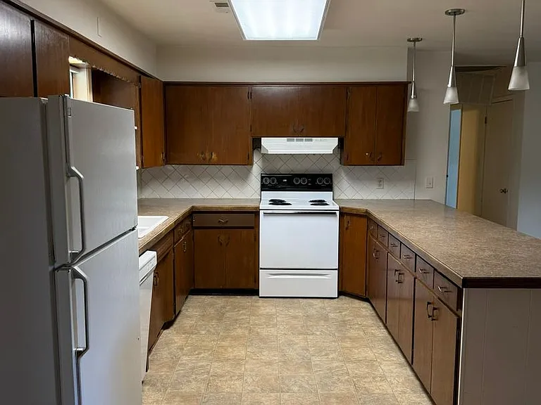 7133 E State Highway 76 #5 — Photo 1