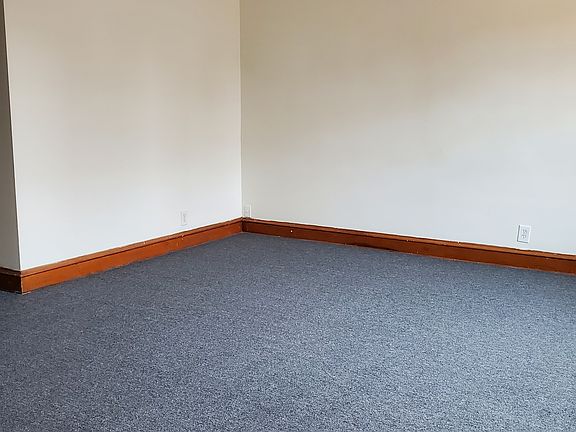 3rd image of 4910 W Diversey Ave APT 1F