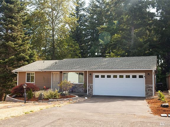 2nd image of 5515 83rd Ave W