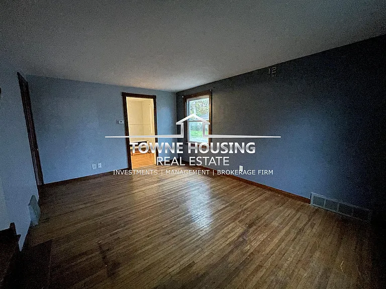 160 Woodward Ave — Photo 7