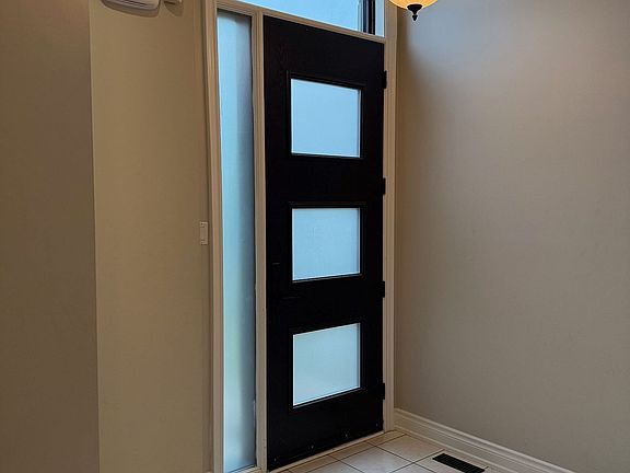2nd image of 32 Gatehead Rd