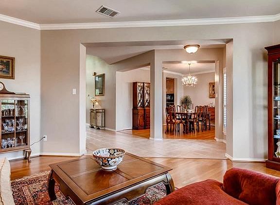 3rd image of 5312 Texas Bluebell Dr