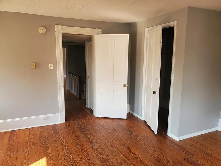 5195 Main St #3 — Photo 12