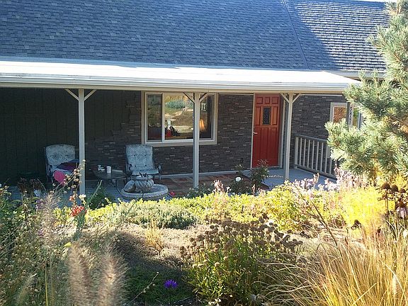 Front entry from driveway