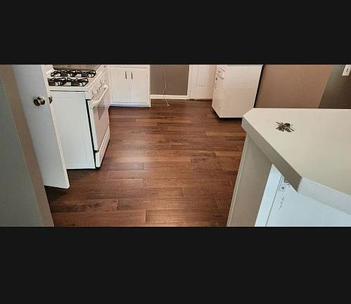 2nd image of 4700 Farley Dr