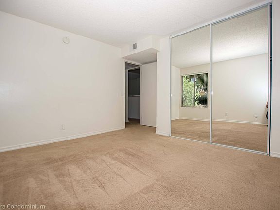 3rd image of 15425 Sherman Way APT 213