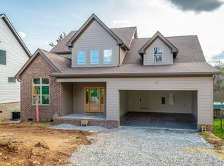 676 Courtney Ln, Chattanooga, TN 37415