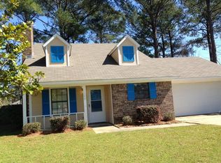 142 Fairway Cir, Byram, MS 39272
