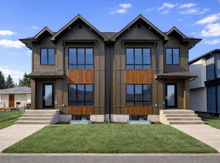 8140 S 47th Ave NW, Calgary, AB T3B 1Z5