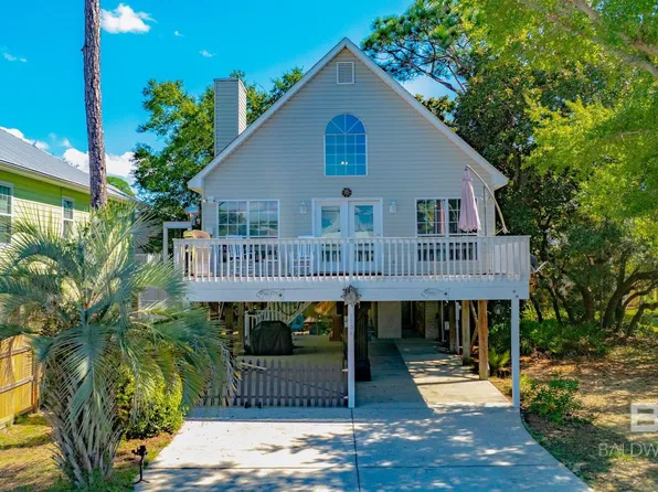 5704 Armadillo Ave, Orange Beach, AL 36561