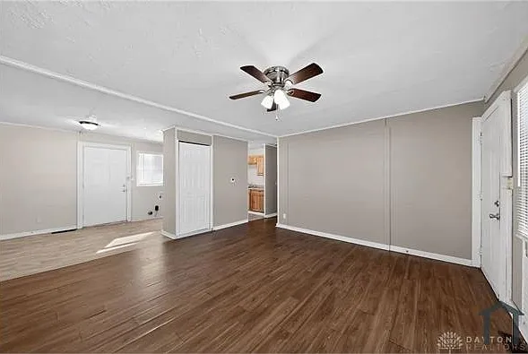 3 bed, 960 sqft, $1,700 — Photo 1