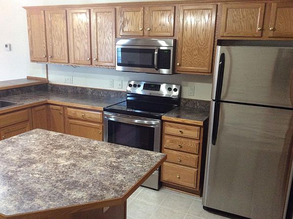 4th image of 11203 Isanti Ct NE
