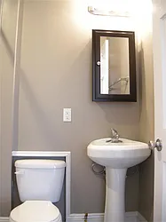 Rented by R New York