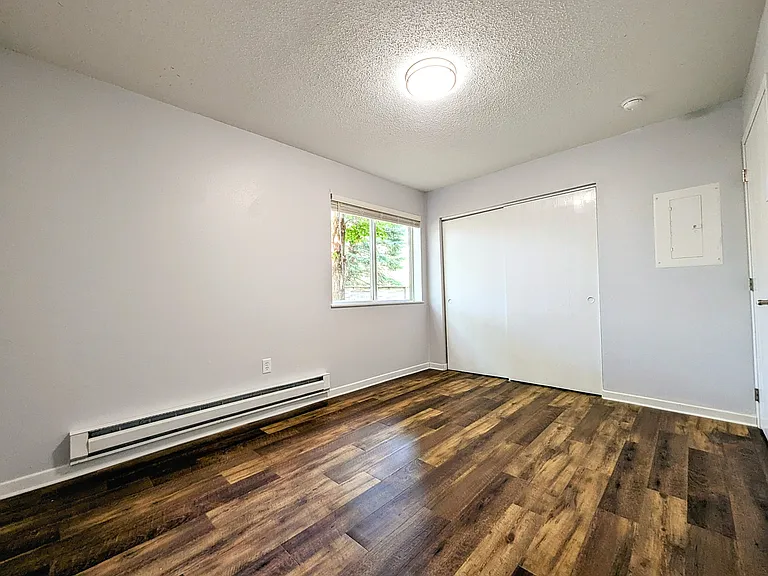 408 E 15th St #201 — Photo 6