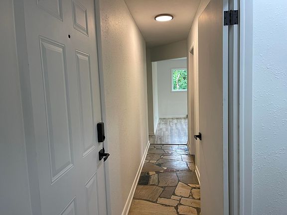 3rd image of 3328 W Harrison Street