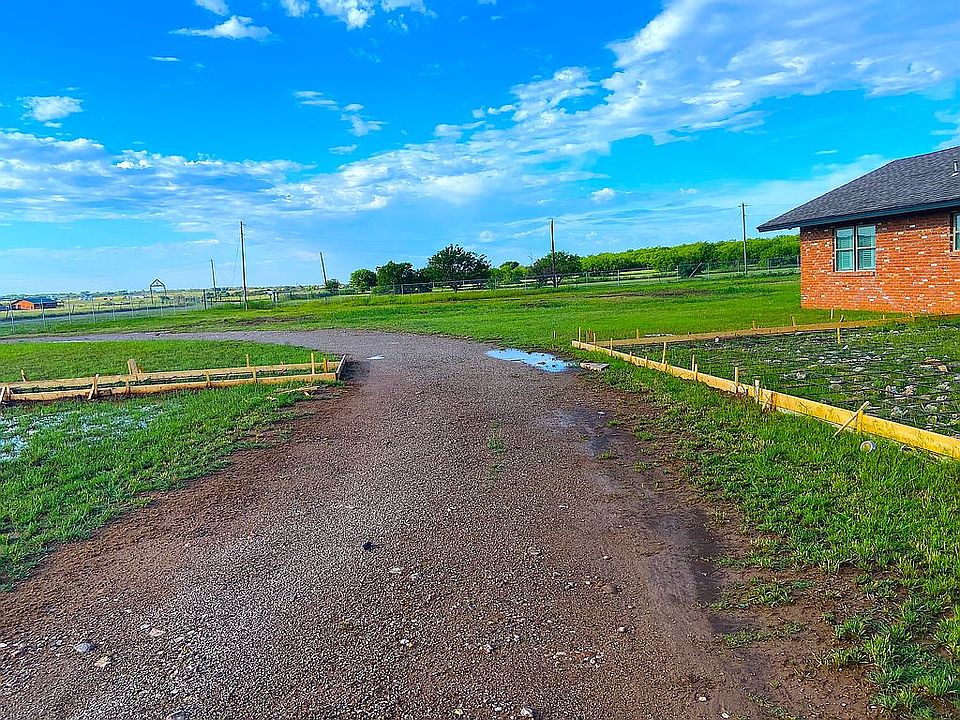 Circular drive way 