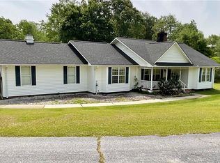 870 Pickett Post Rd, Walhalla, SC 29691