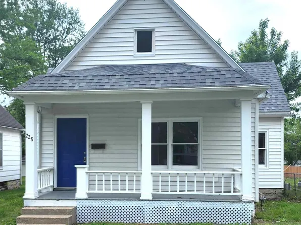 228 S Quincy Ave, Sedalia, MO 65301