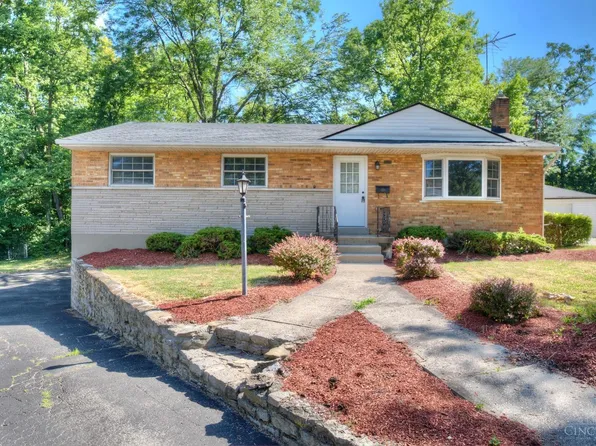 6696 Greentree Dr, Cincinnati, OH 45224