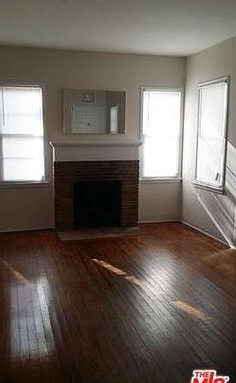 3rd image of 712 N Buena Vista St