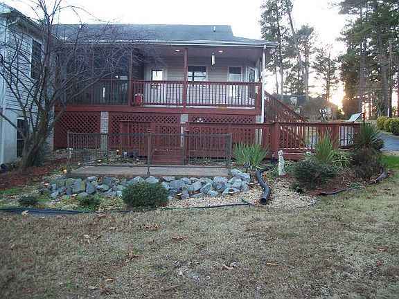 2nd image of 1510 Walnut Dr