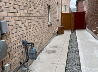 6 Oklahoma Dr, Brampton, ON L6P 3L8