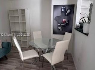 2141 Biarritz Dr #4, Miami Beach, FL 33141