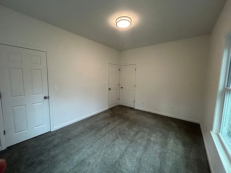 614 Maple Rd — Photo 18