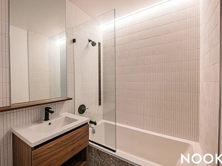 228 N 7th St #109 — Photo 3