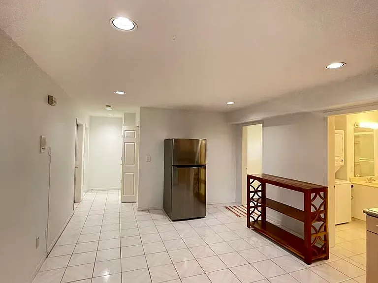 1000 Cliff Ave — Photo 4