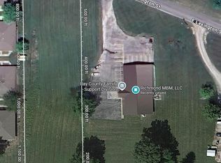 901 E Lexington St, Richmond, MO 64085