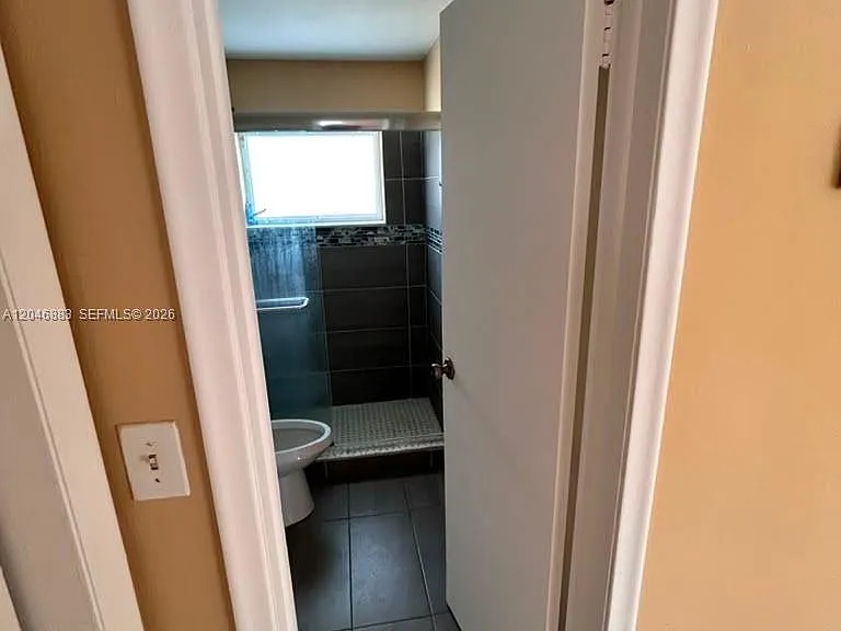 6810 NW 28th St — Photo 30