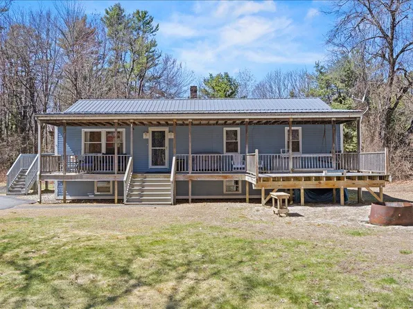 9 Ranwall Avenue, Saco, ME 04072