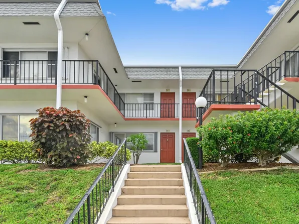3120 Cynthia Lane #206, Lake Worth Beach, FL 33461