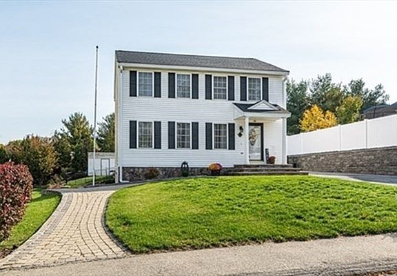 2nd image of 9 Nicole Dr