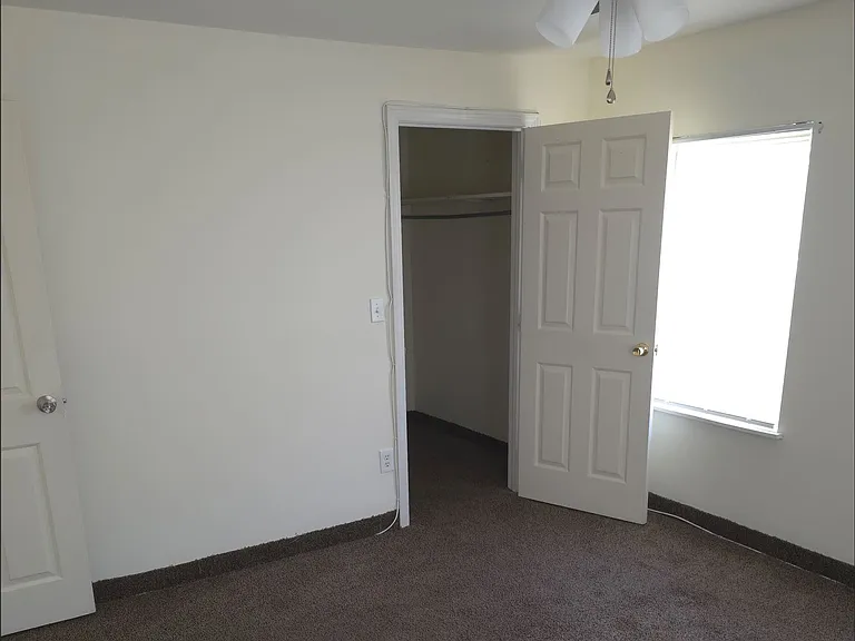 75-77 Chestnut St #75 — Photo 9