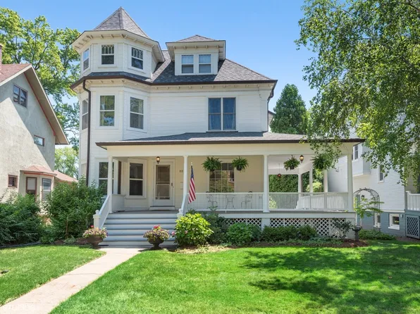 2237 Sherman Ave, Evanston, IL 60201