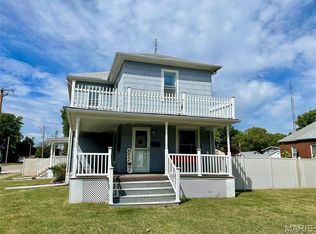 511 S State St, Litchfield, IL 62056